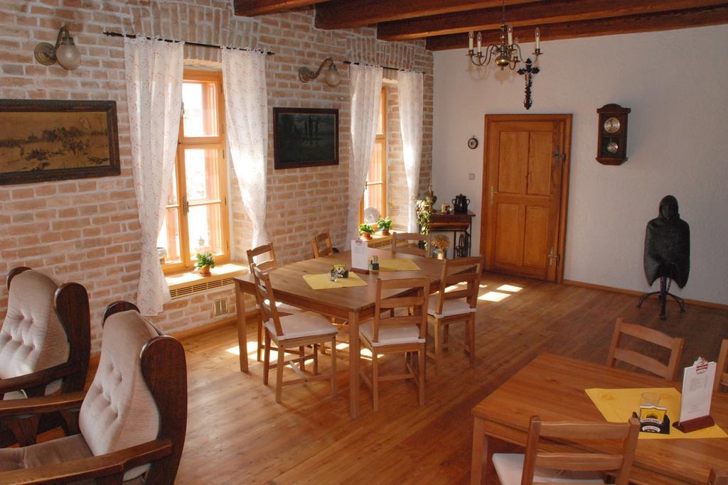 Rekreacni Areal Dvur Honetice Hotel Esterno foto