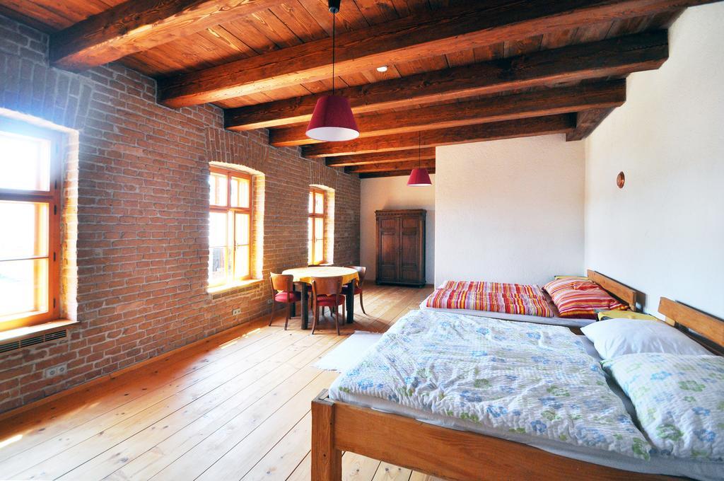 Rekreacni Areal Dvur Honetice Hotel Esterno foto